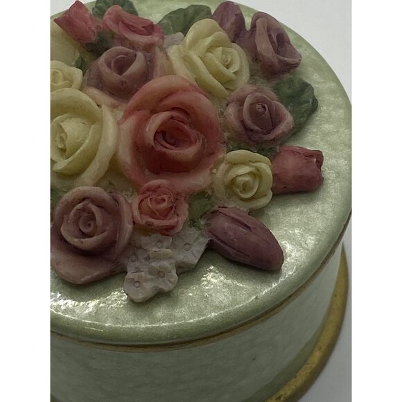Handcrafted Dezine Floral Ceramic Trinket Box With Lid - Pastel Roses & Gold Tri - Picture 5 of 12